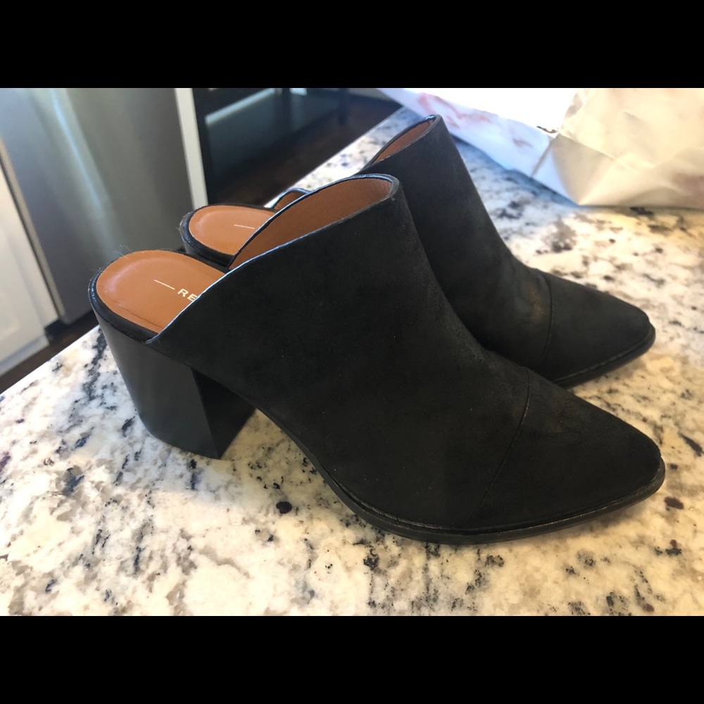 NWOT Report brand black heeled mules